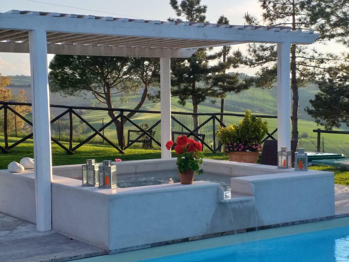 Le Maracla Country House Iesi Dış mekan fotoğraf