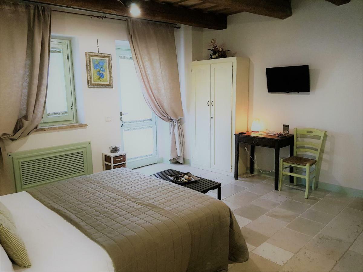 Le Maracla Country House Iesi Dış mekan fotoğraf