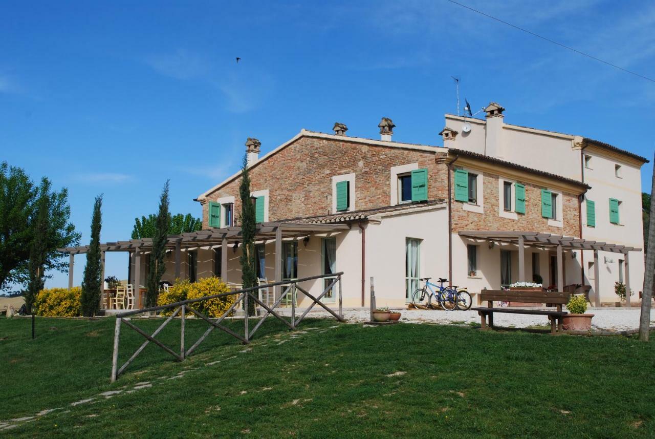 Le Maracla Country House Iesi Dış mekan fotoğraf
