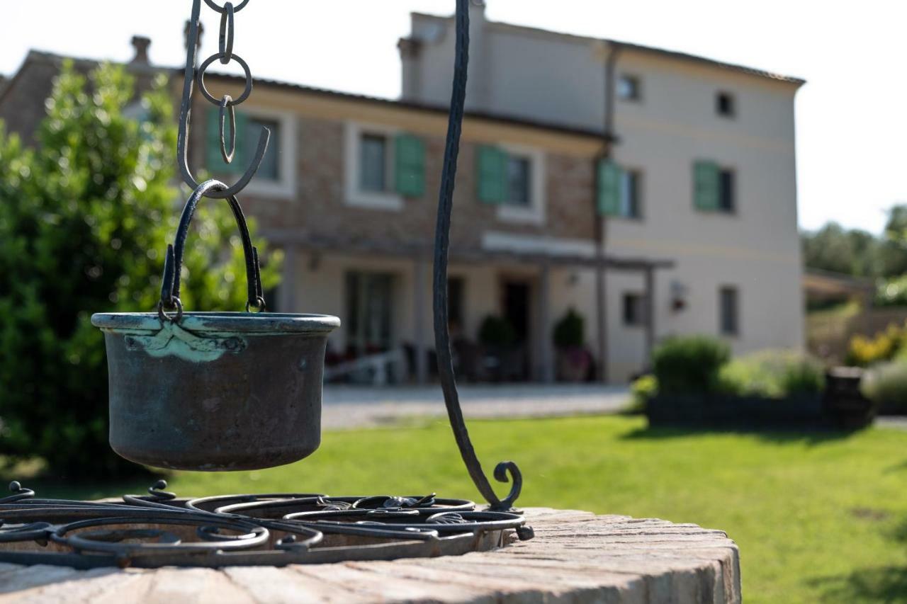 Le Maracla Country House Iesi Dış mekan fotoğraf