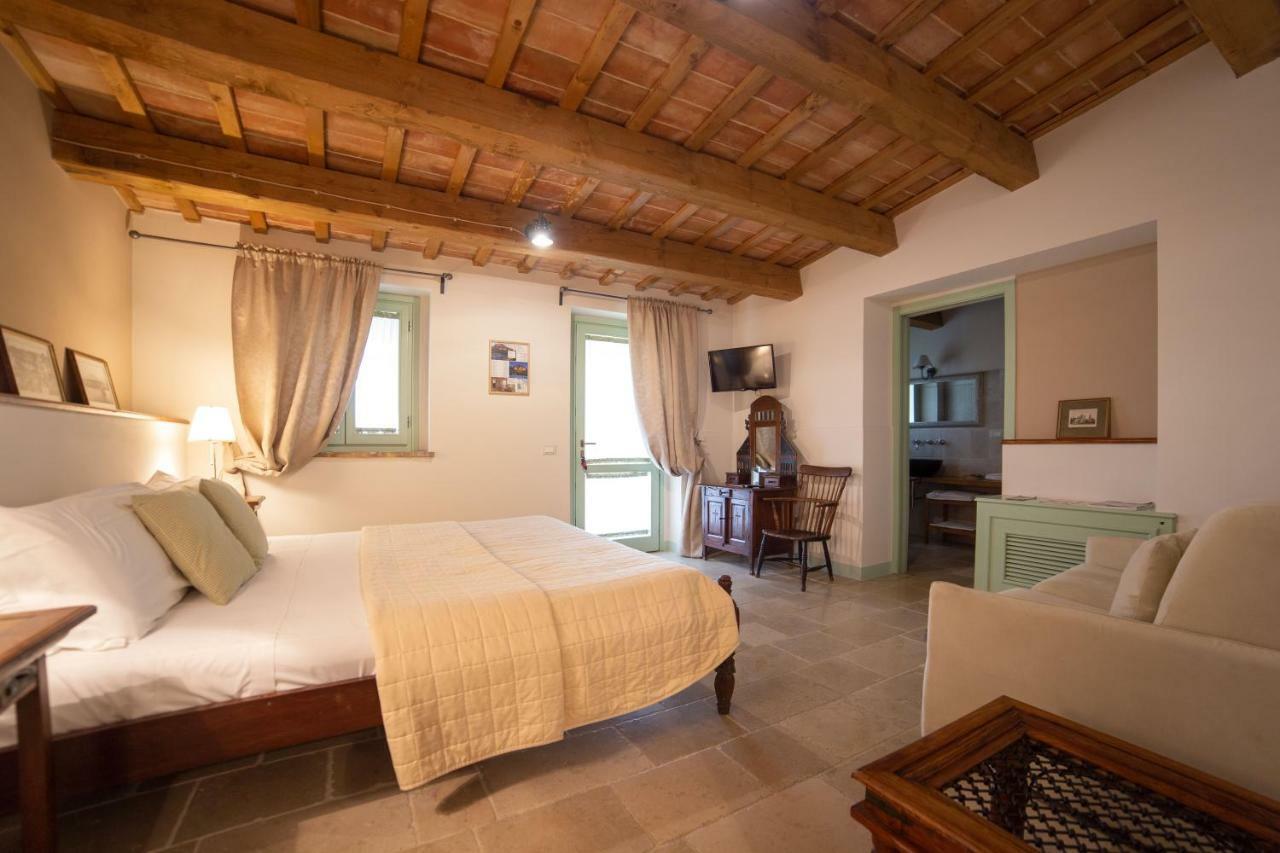 Le Maracla Country House Iesi Dış mekan fotoğraf